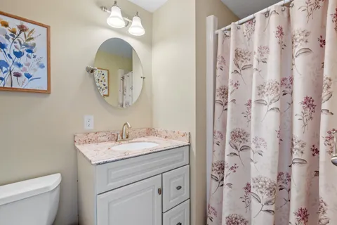 $785,000 | 197 Scenic Drive, Unit 3, Gilford, NH 03249