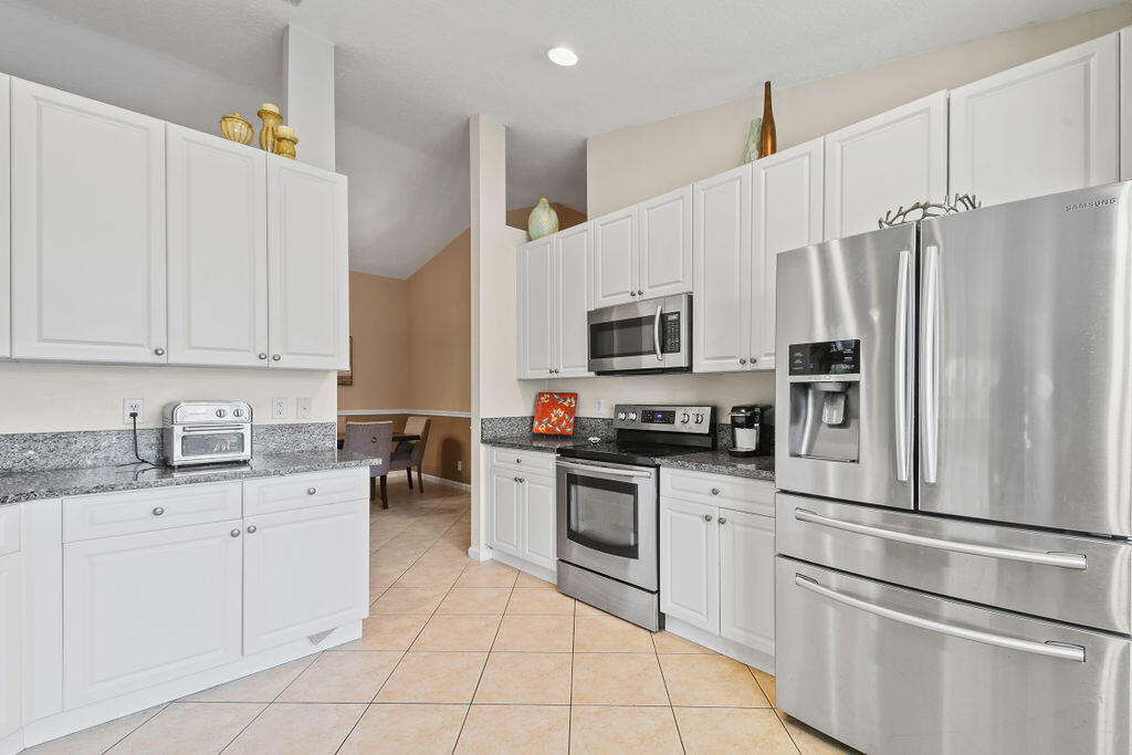 2471 Southwest Impala Way Stuart, FL 34997 - Photo 17 of 41 2471SWImpalaWay_17