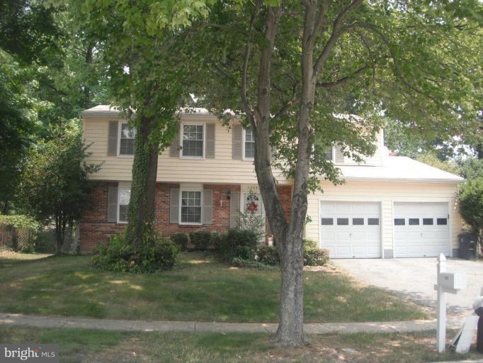 9204 Friar Road Fort Washington, MD 20744 - Photo 1 of 10 Exterior (Main)