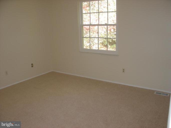 9204 Friar Road Fort Washington, MD 20744 - Photo 9 of 10 Bedroom #3
