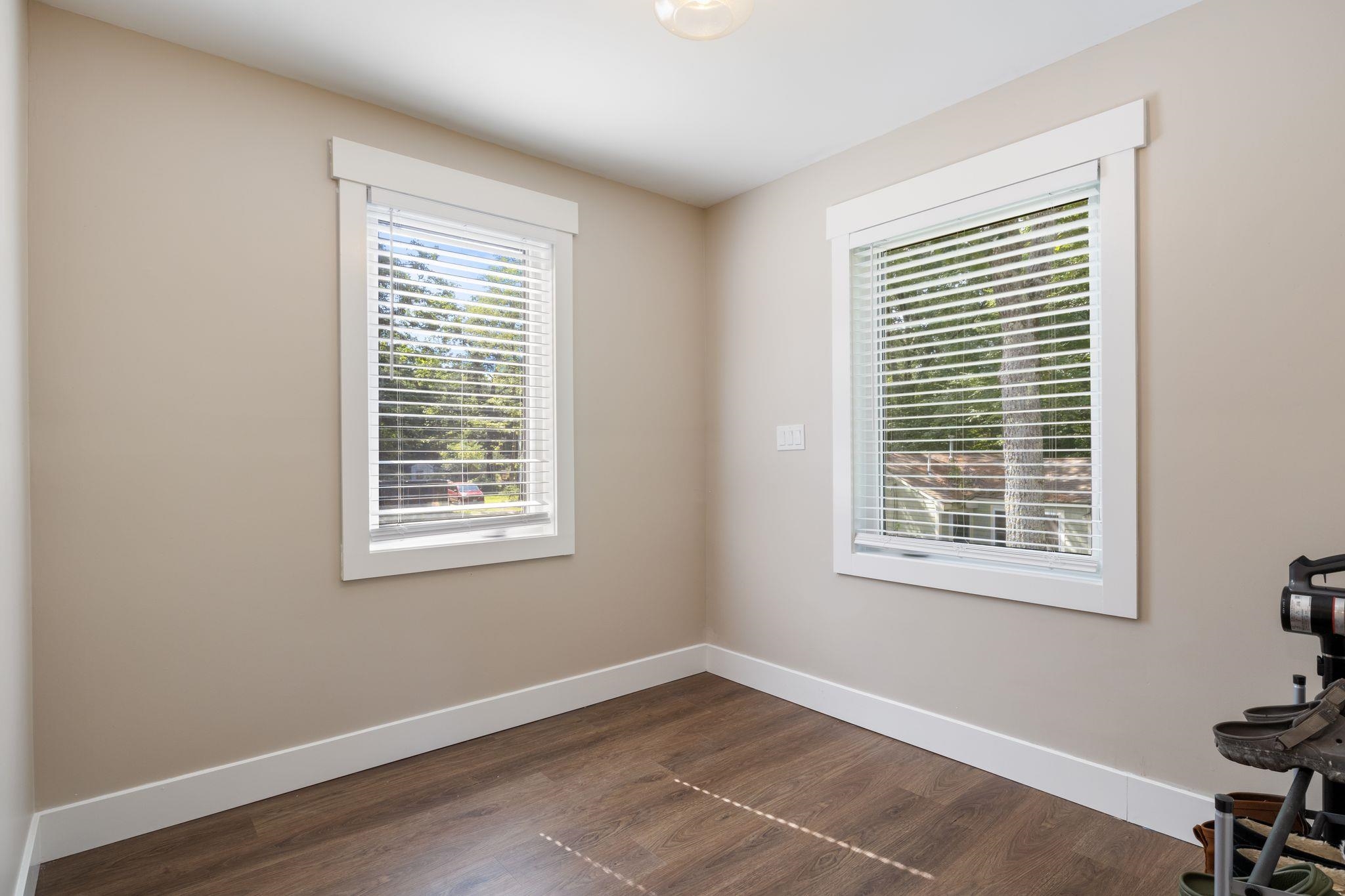 792 Berry River Road Barrington, NH 03825 - Photo 11 of 54