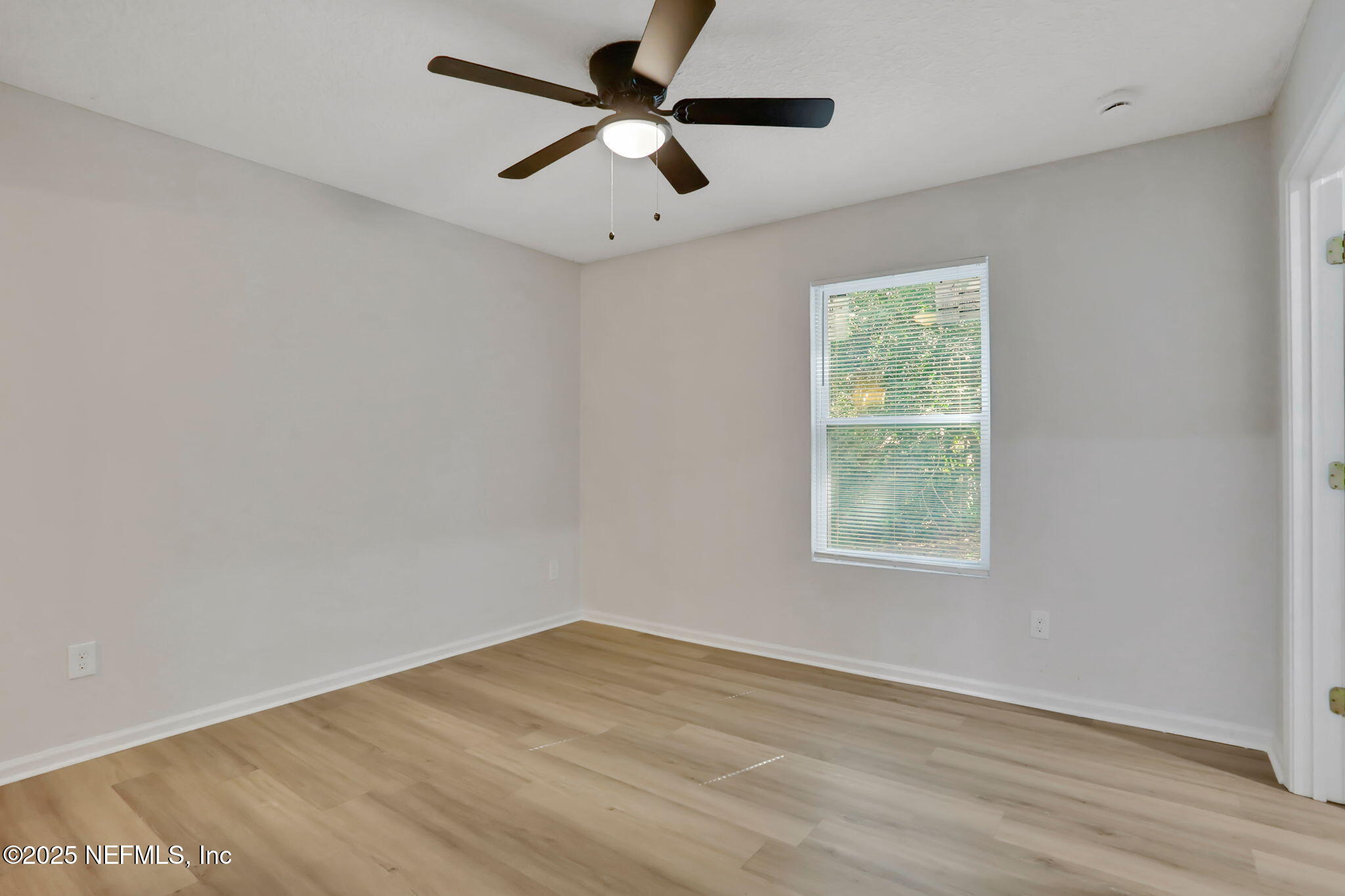 4404 Key Largo Drive Jacksonville, FL 32218 - Photo 17 of 25 16 Master Bedroom