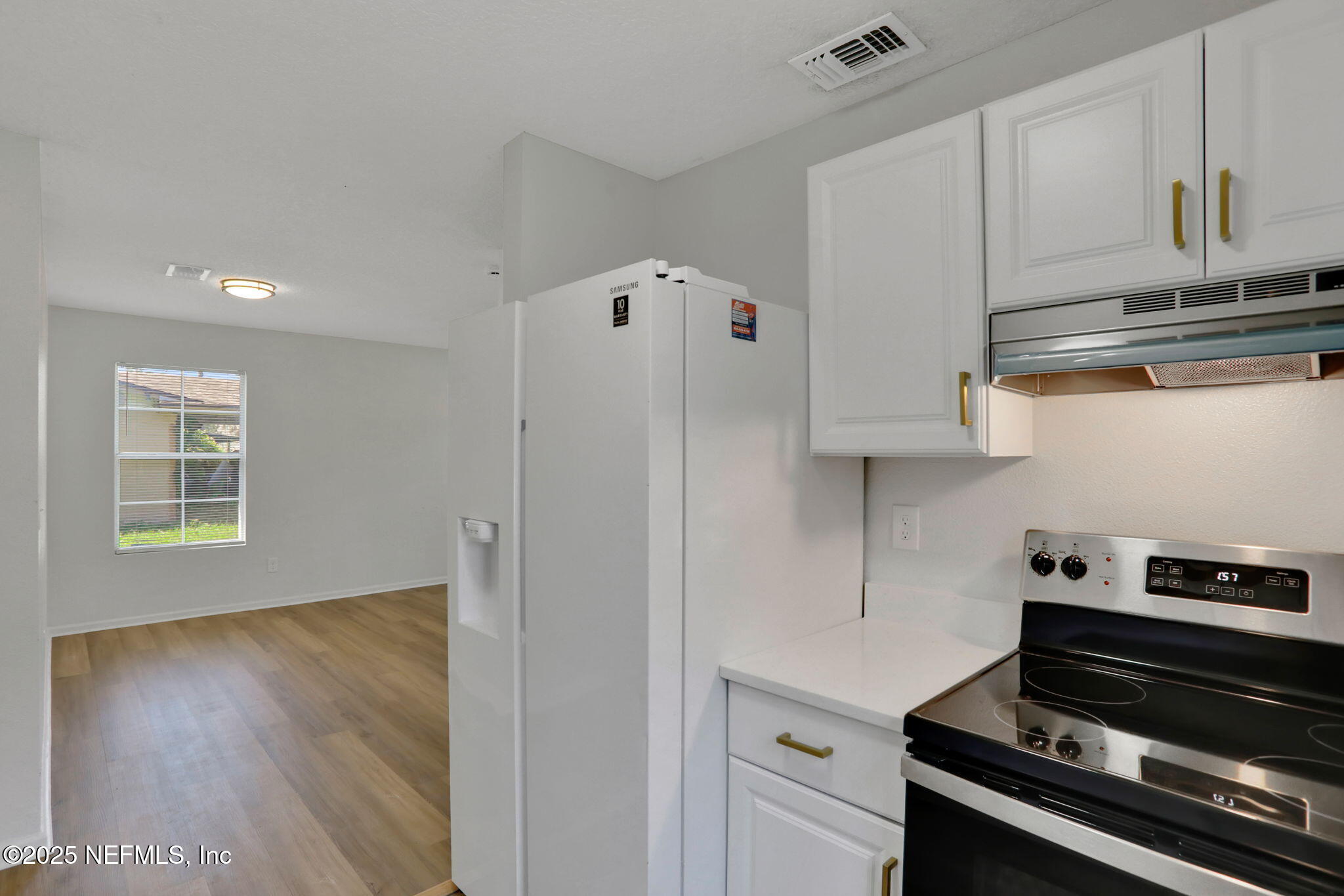 4404 Key Largo Drive Jacksonville, FL 32218 - Photo 9 of 25 08 Kitchen