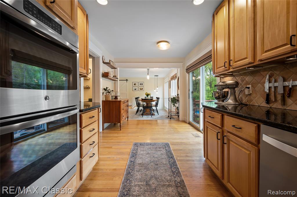 1467 West Avon Road Rochester Hills, MI 48309 - Photo 16 of 51