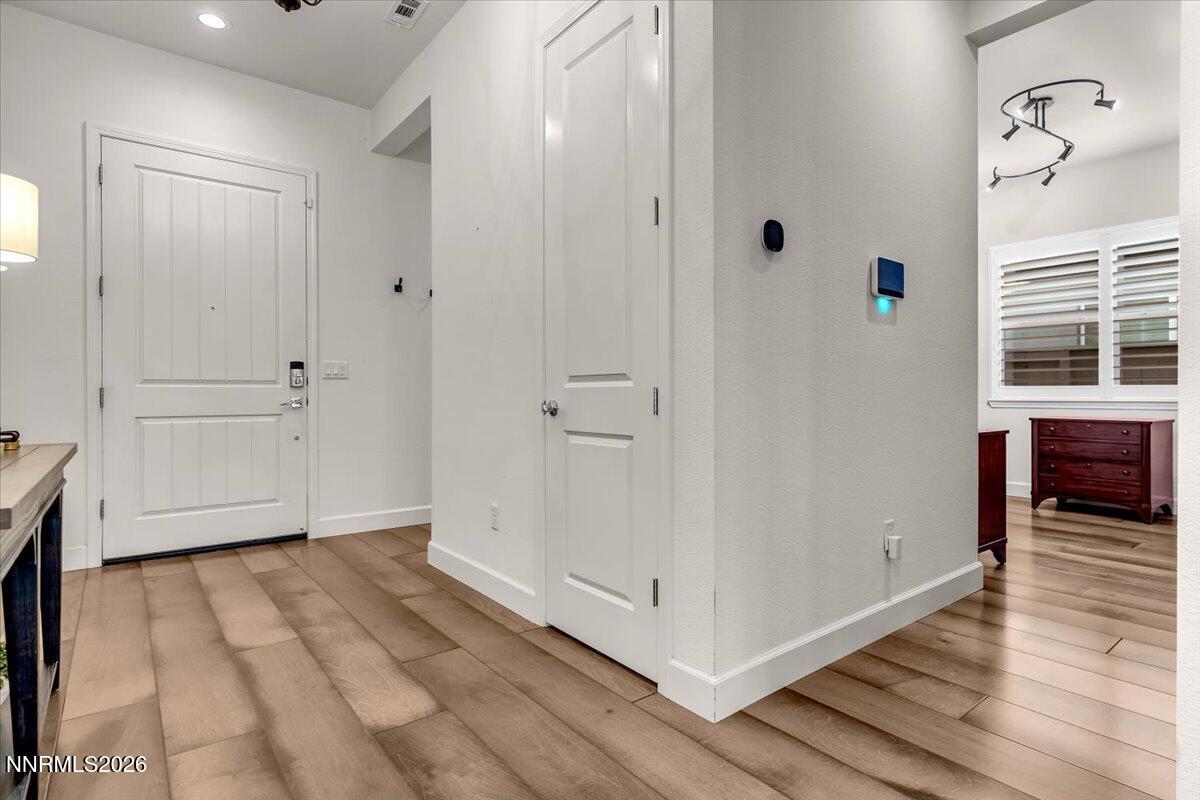 5428 Phillipa Drive Reno, NV 89511 - Photo 5 of 51 05-005