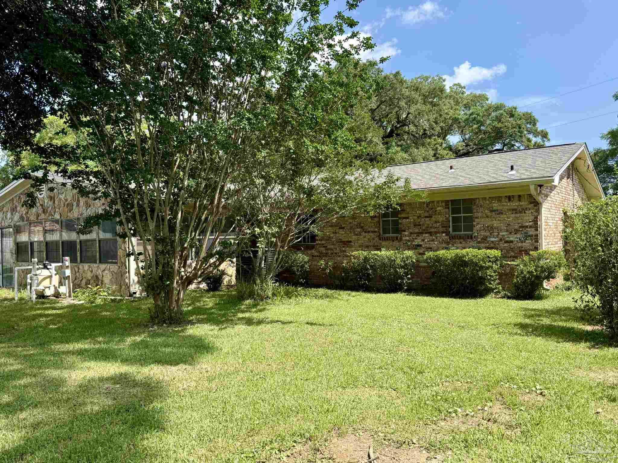 5012 Midas Road Pensacola, FL 32526 - Photo 16 of 59 Gallery Image 16