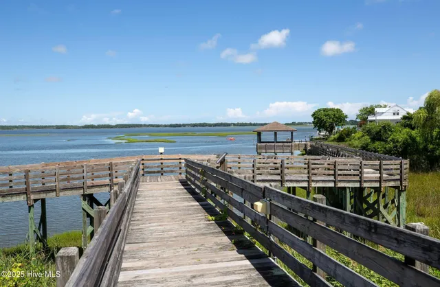 $377,140 | 242 Surfside Lndg Boulevard, Unit LOT 46, Hubert, NC 28539