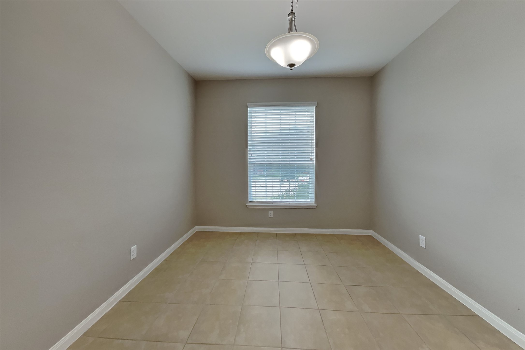 9156 Nina Road Conroe, TX 77304 - Photo 7 of 18 Gallery Image 7