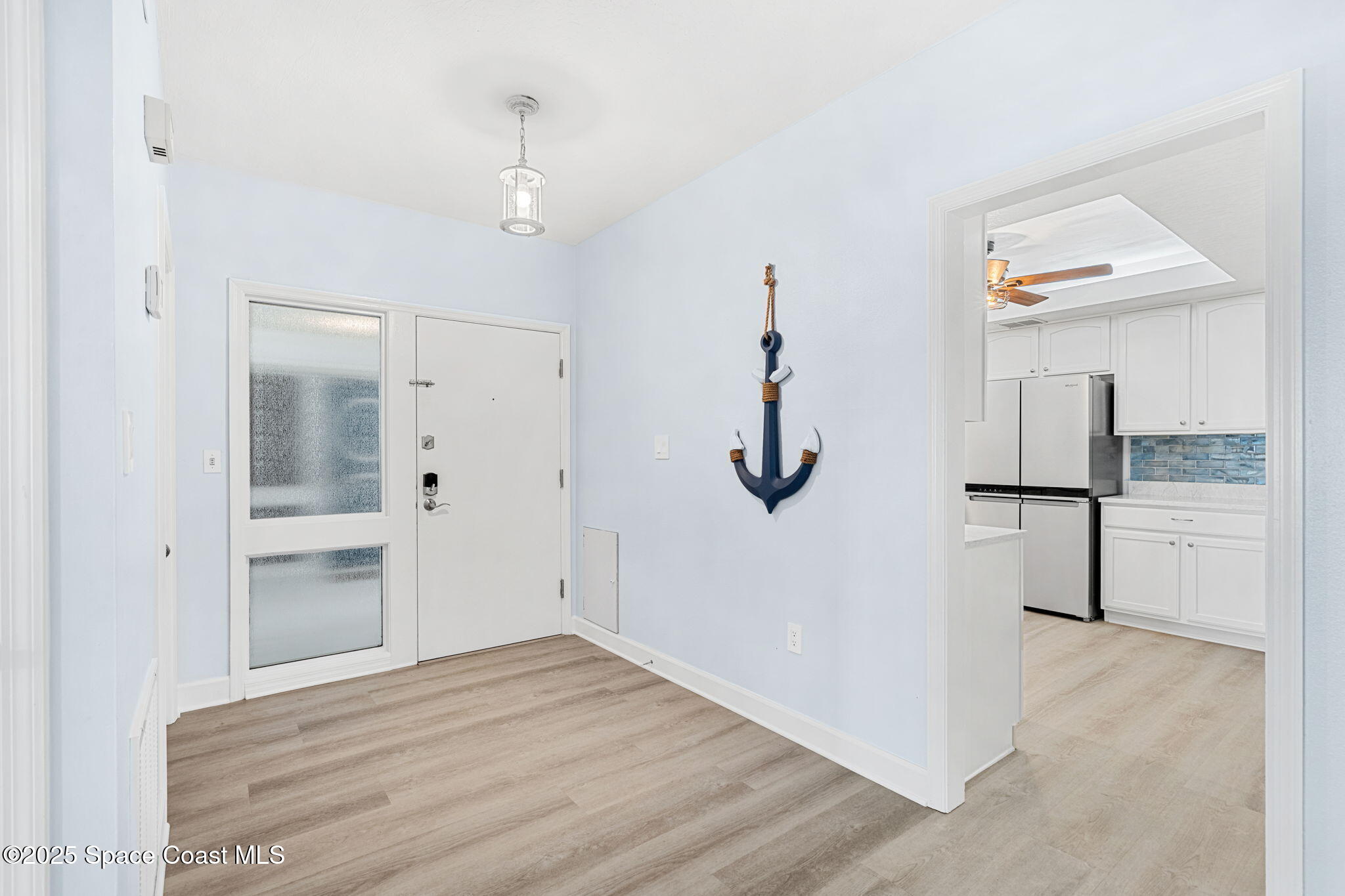 1208 East River Drive, Unit 201 Melbourne, FL 32901 - Photo 6 of 59 Foyer Views