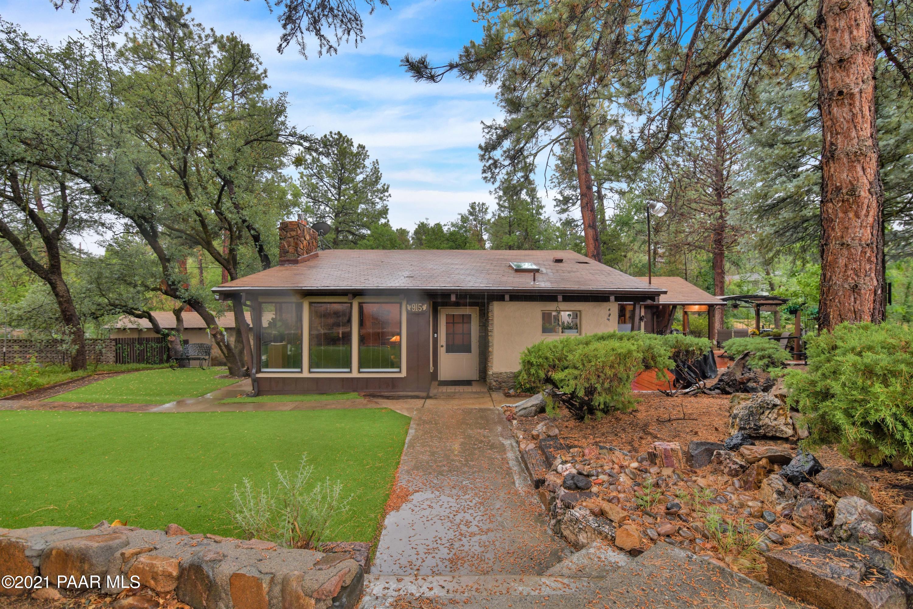 915 Middlebrook Road Prescott, AZ 86303 - Photo 2 of 32 002_Front of Prescott Home