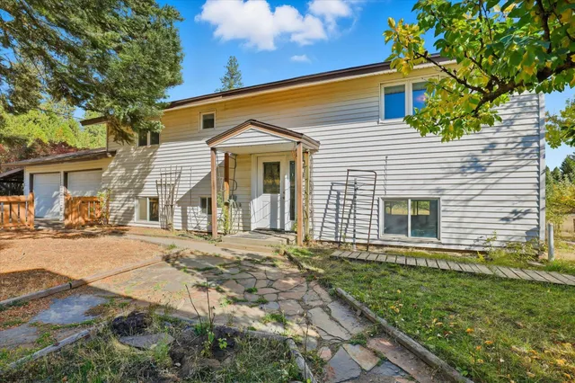 $650,000 | 8920 East Schwachtgen Branch Road, Chattaroy, WA 99003