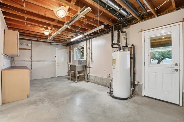 $650,000 | 8920 East Schwachtgen Branch Road, Chattaroy, WA 99003