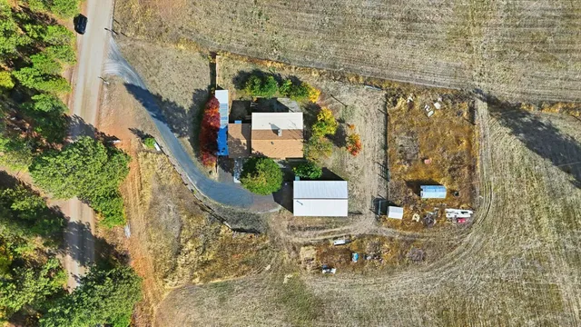 $650,000 | 8920 East Schwachtgen Branch Road, Chattaroy, WA 99003
