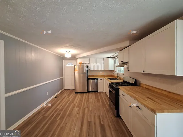 $1,395 | 6139 Lullwater Drive, Douglasville, GA 30135