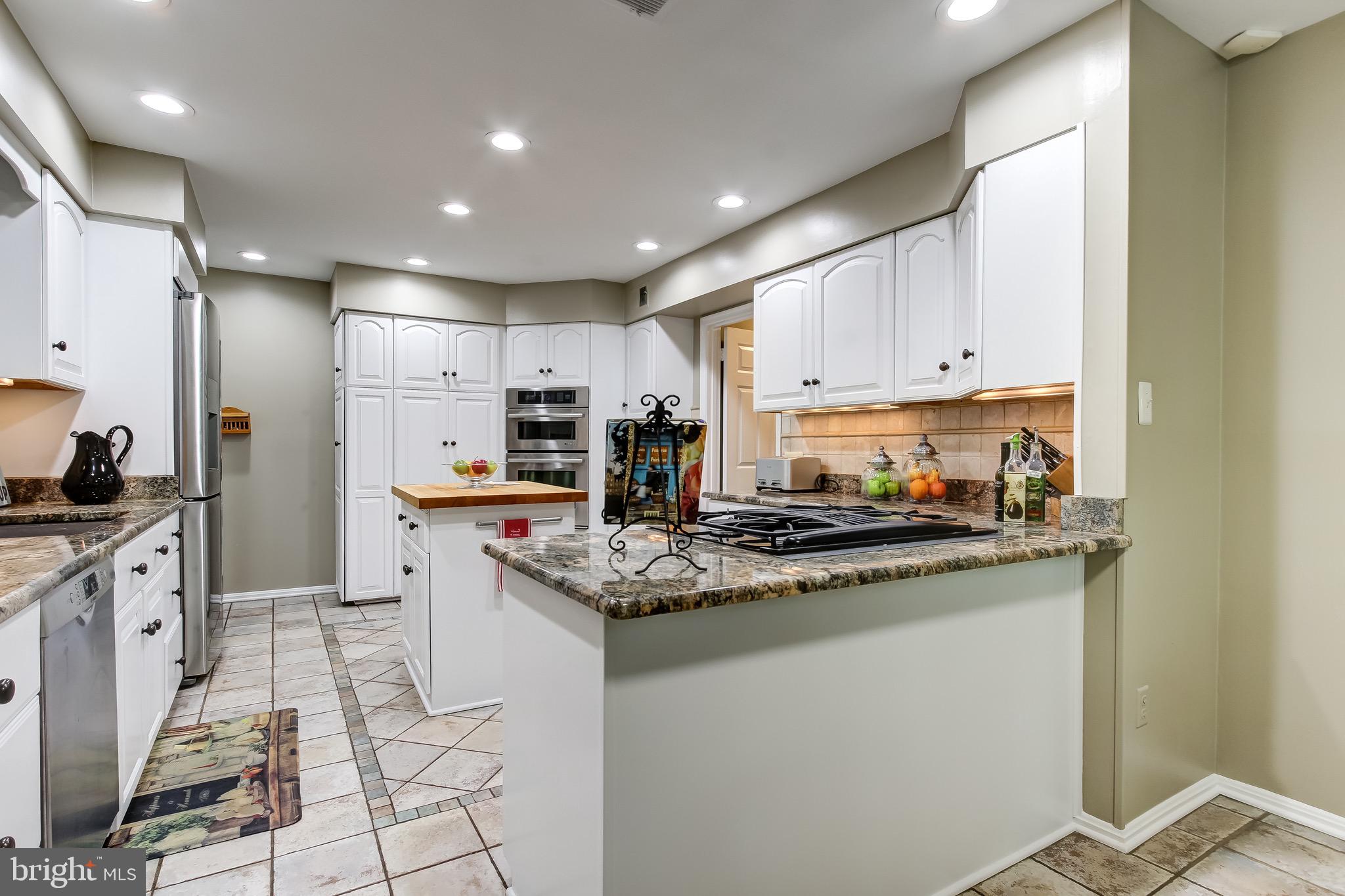 11941 Riders Lane Reston, VA 20191 - Photo 20 of 50