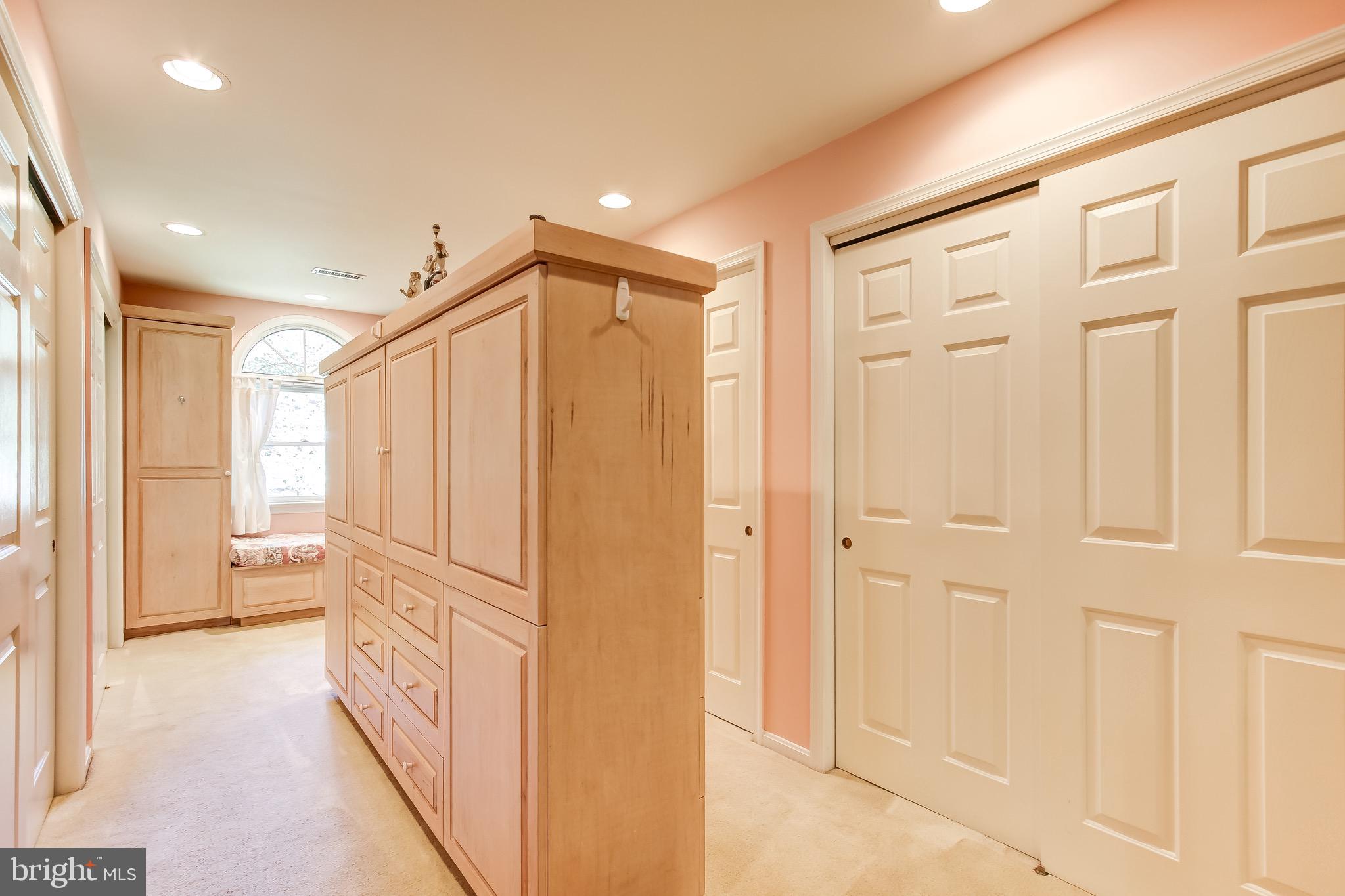 11941 Riders Lane Reston, VA 20191 - Photo 31 of 50