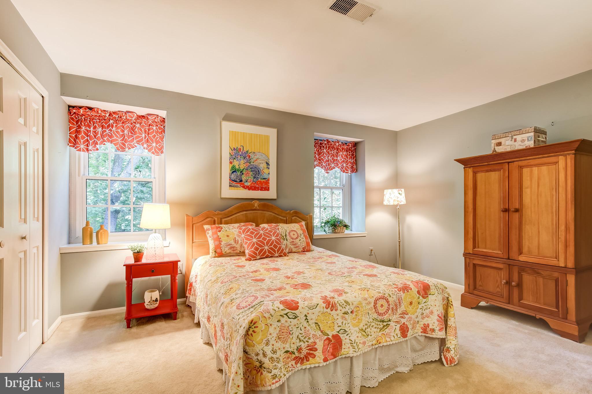 11941 Riders Lane Reston, VA 20191 - Photo 32 of 50