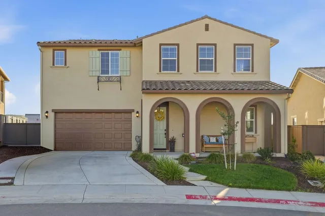 $1,100,000 | 5057 Brooks Circle, Folsom, CA 95630