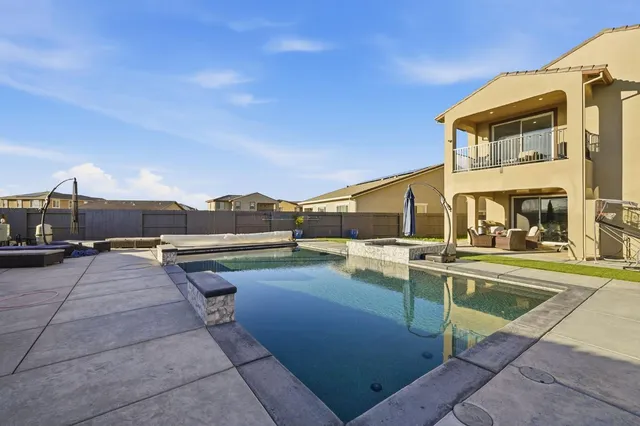 $1,100,000 | 5057 Brooks Circle, Folsom, CA 95630