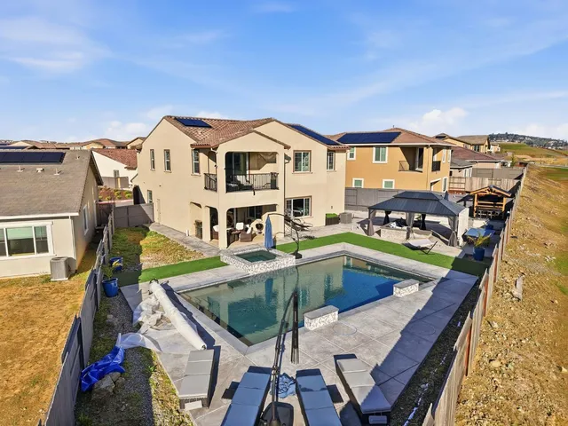 $1,100,000 | 5057 Brooks Circle, Folsom, CA 95630