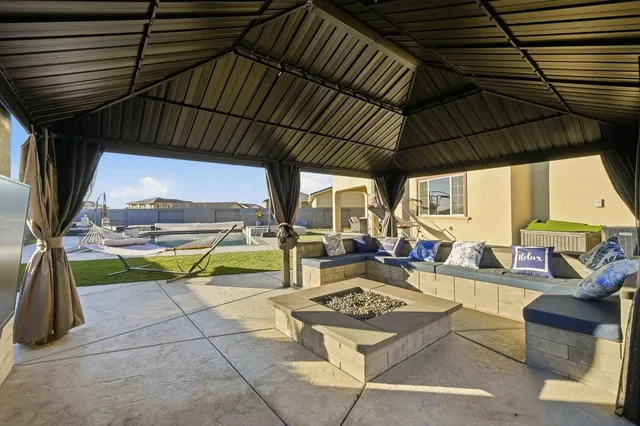 $1,100,000 | 5057 Brooks Circle, Folsom, CA 95630