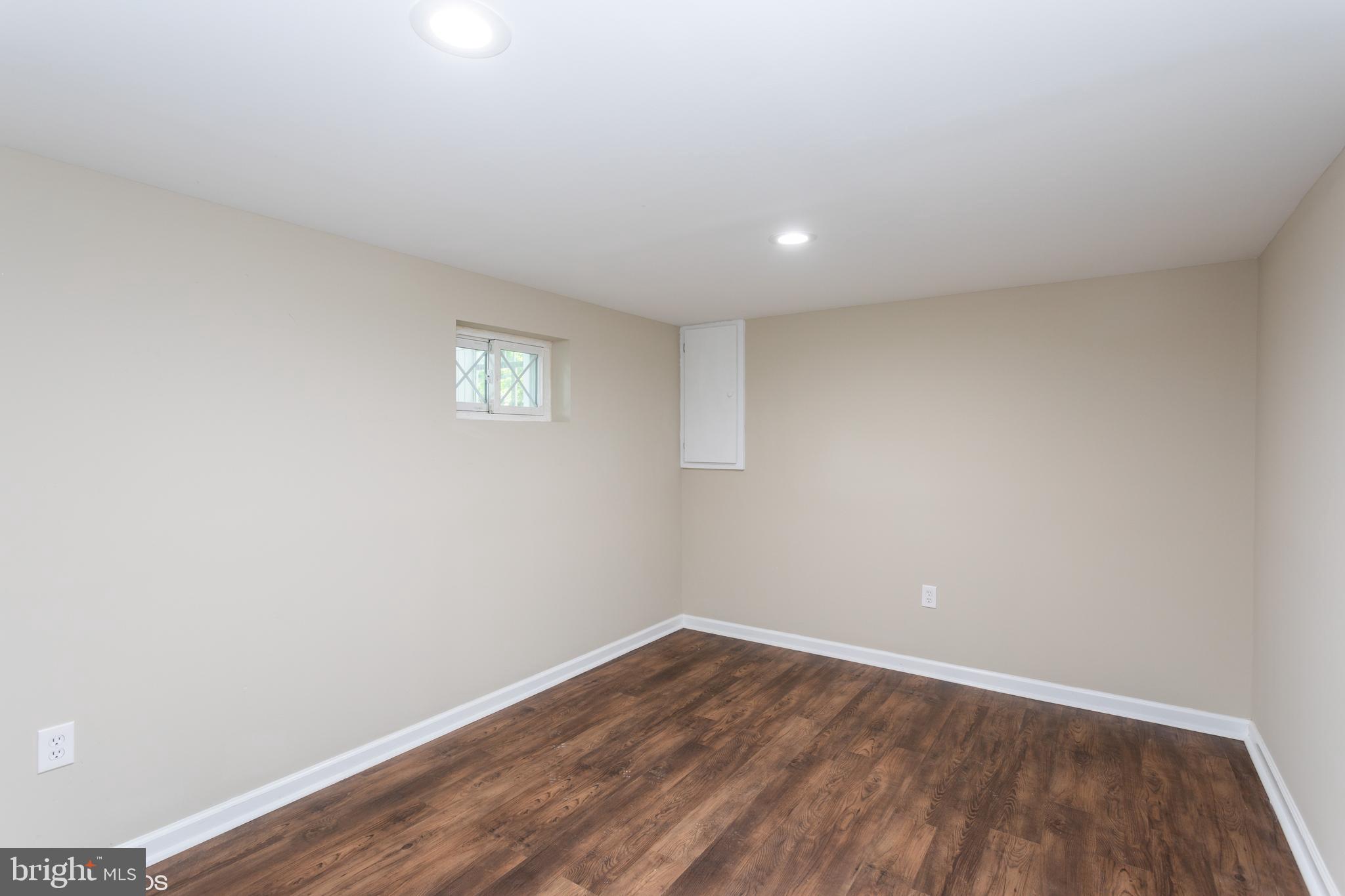 8606 Ridgevale Avenue Fort Washington, MD 20744 - Photo 22 of 25 BASEMENT BONUS ROOM