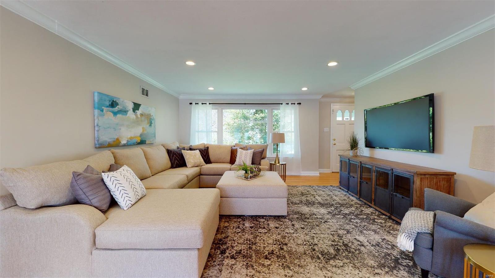 646 South Berry Road St. Louis, MO 63122 - Photo 3 of 77 Gallery Image 3
