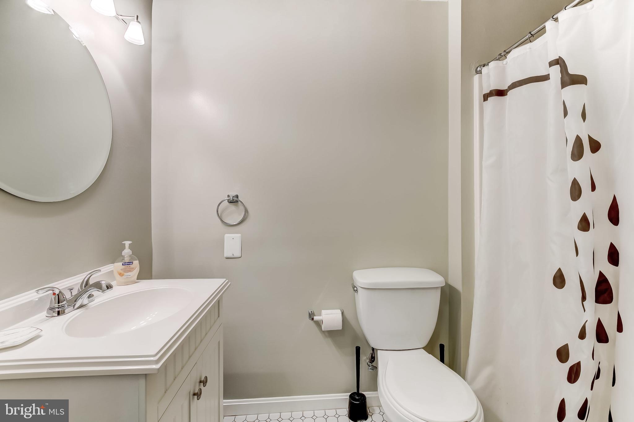 5024 Clifford Road Perry Hall, MD 21128 - Photo 10 of 32 Gallery Image 10