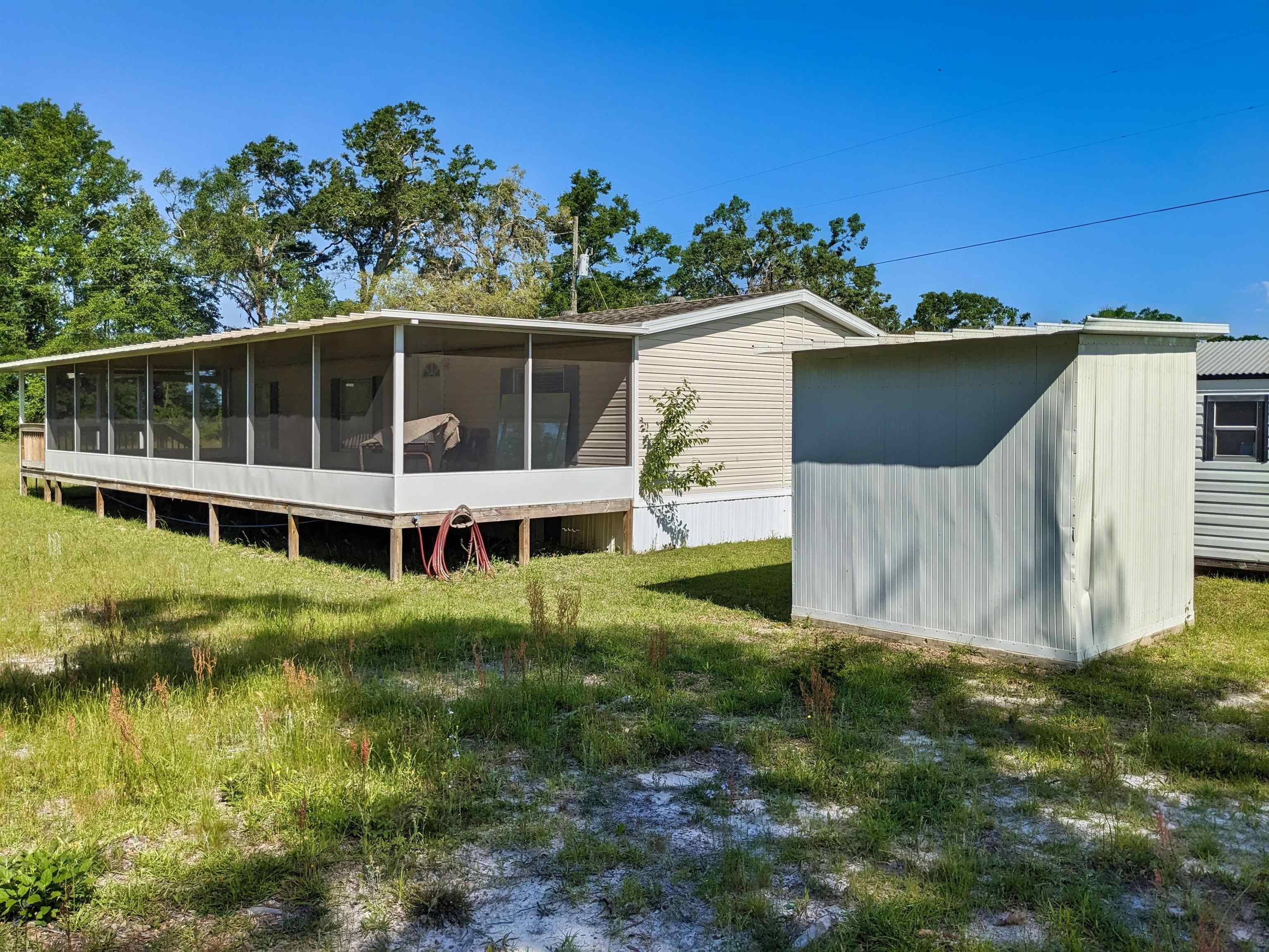 8452 Northeast Hickory Grove Road Pinetta, FL 32350 - Photo 12 of 31 Gallery Image 12