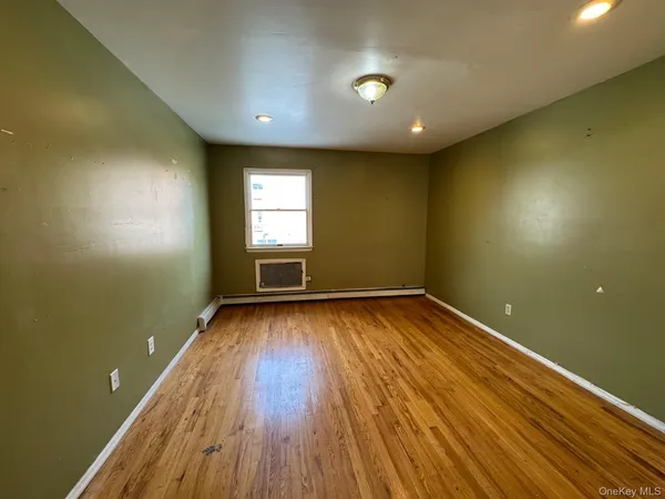 $1,214,900 | 15615 76th Street | Lindenwood