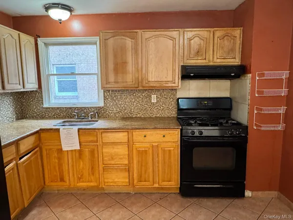 $1,214,900 | 15615 76th Street | Lindenwood