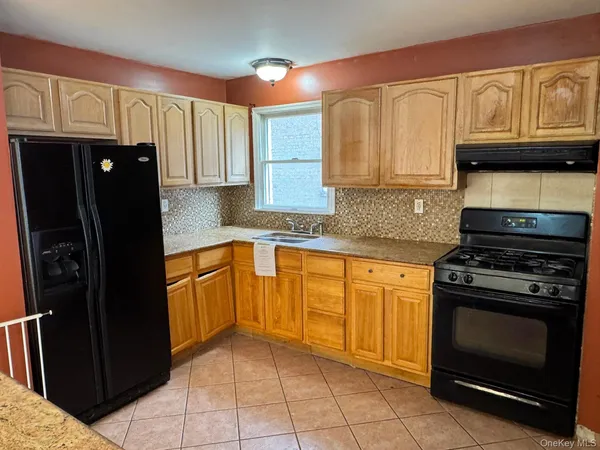 $1,214,900 | 15615 76th Street | Lindenwood