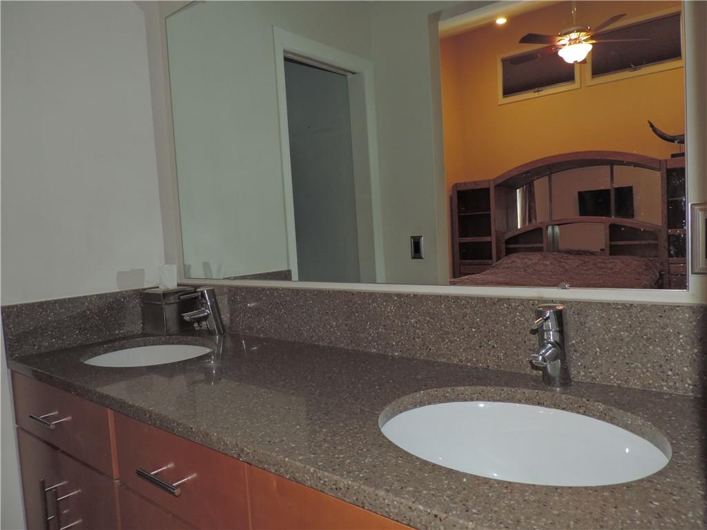 8316 Claridge Road Indianapolis, IN 46260 - Photo 11 of 19 Gallery Image 11