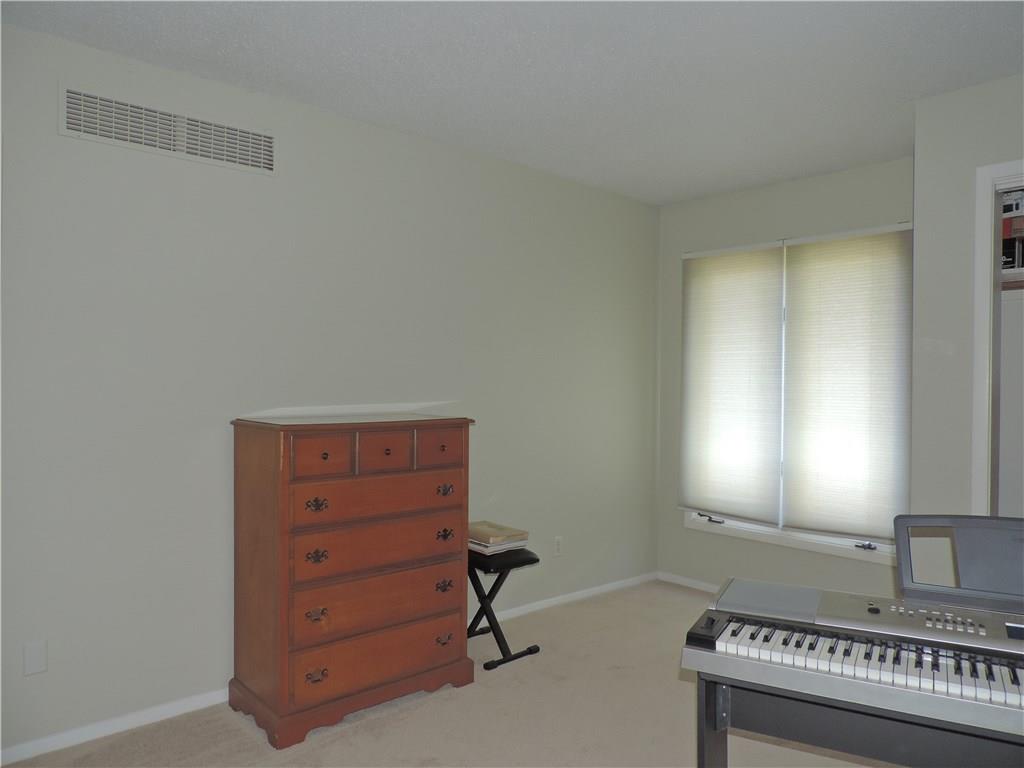 8316 Claridge Road Indianapolis, IN 46260 - Photo 13 of 19 Gallery Image 13