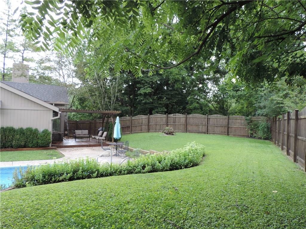 8316 Claridge Road Indianapolis, IN 46260 - Photo 18 of 19 Gallery Image 18