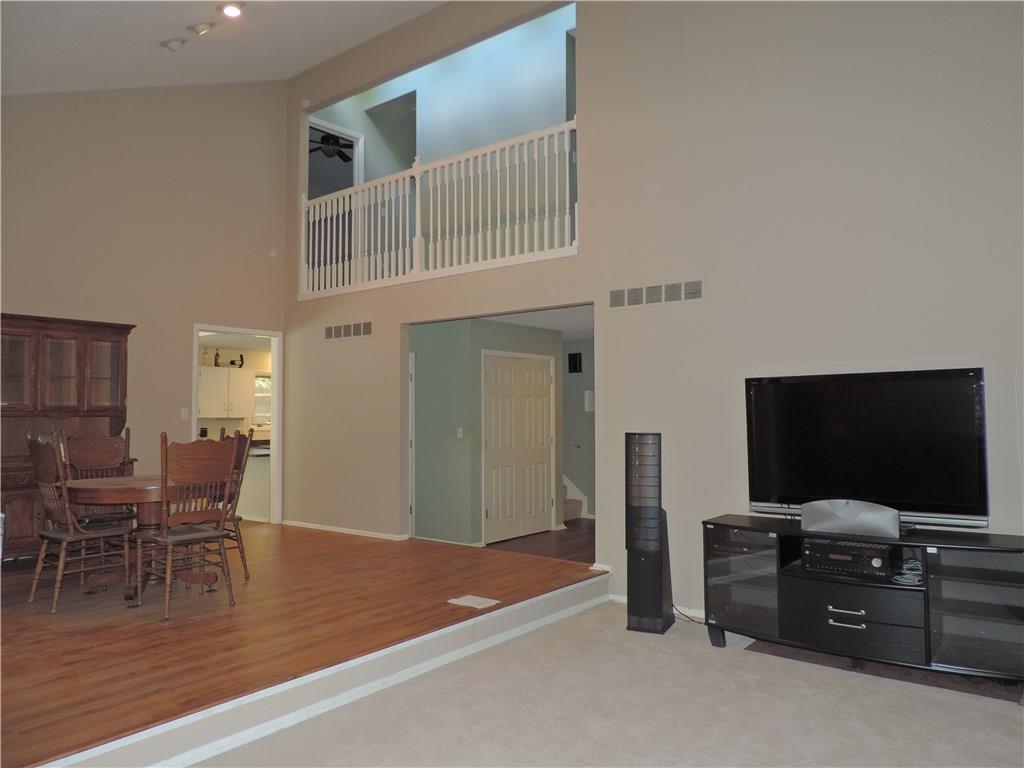 8316 Claridge Road Indianapolis, IN 46260 - Photo 6 of 19 Gallery Image 6