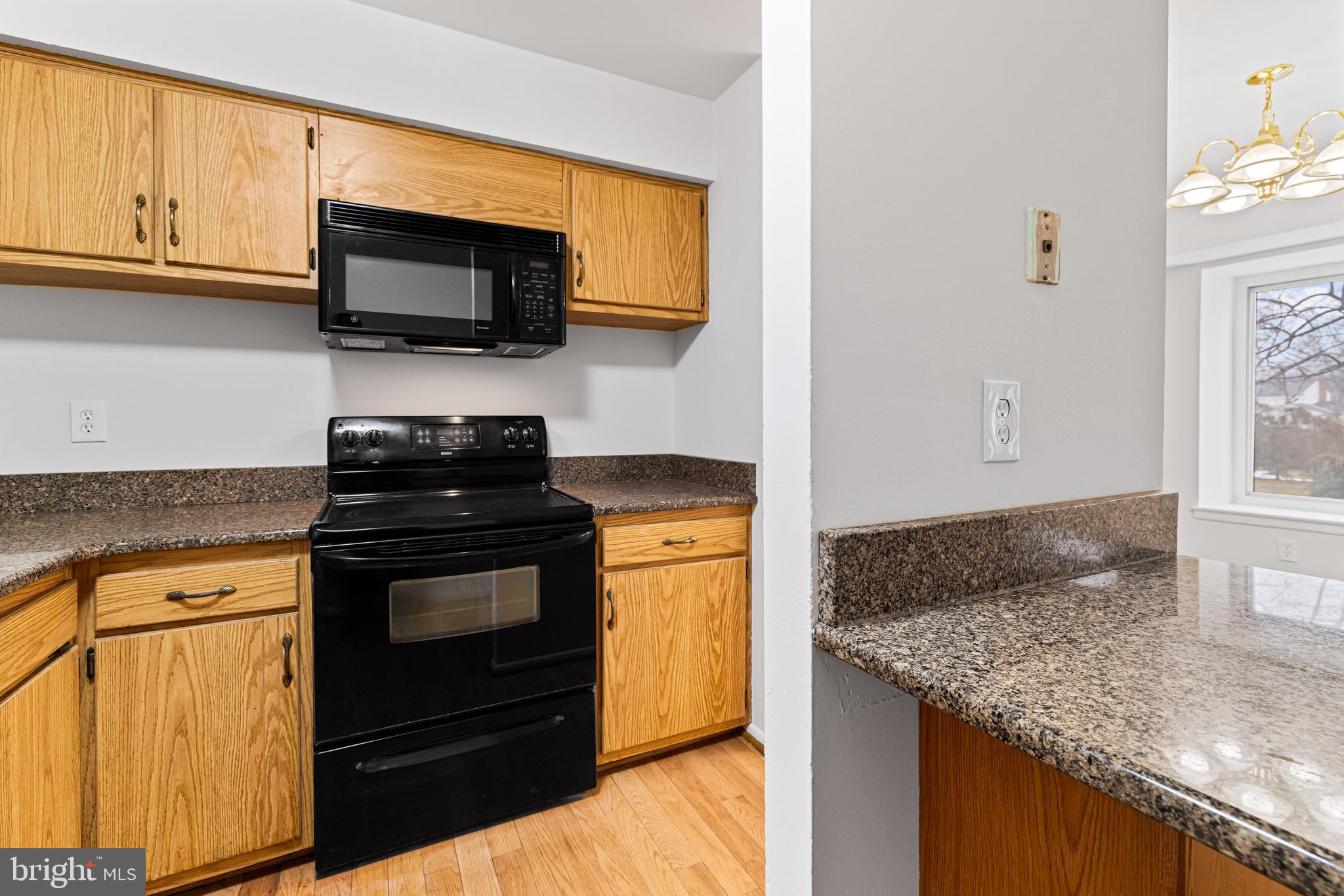 22 Fitzwatertown Road, Unit C8 Willow Grove, PA 19090 - Photo 12 of 26 Kitchen