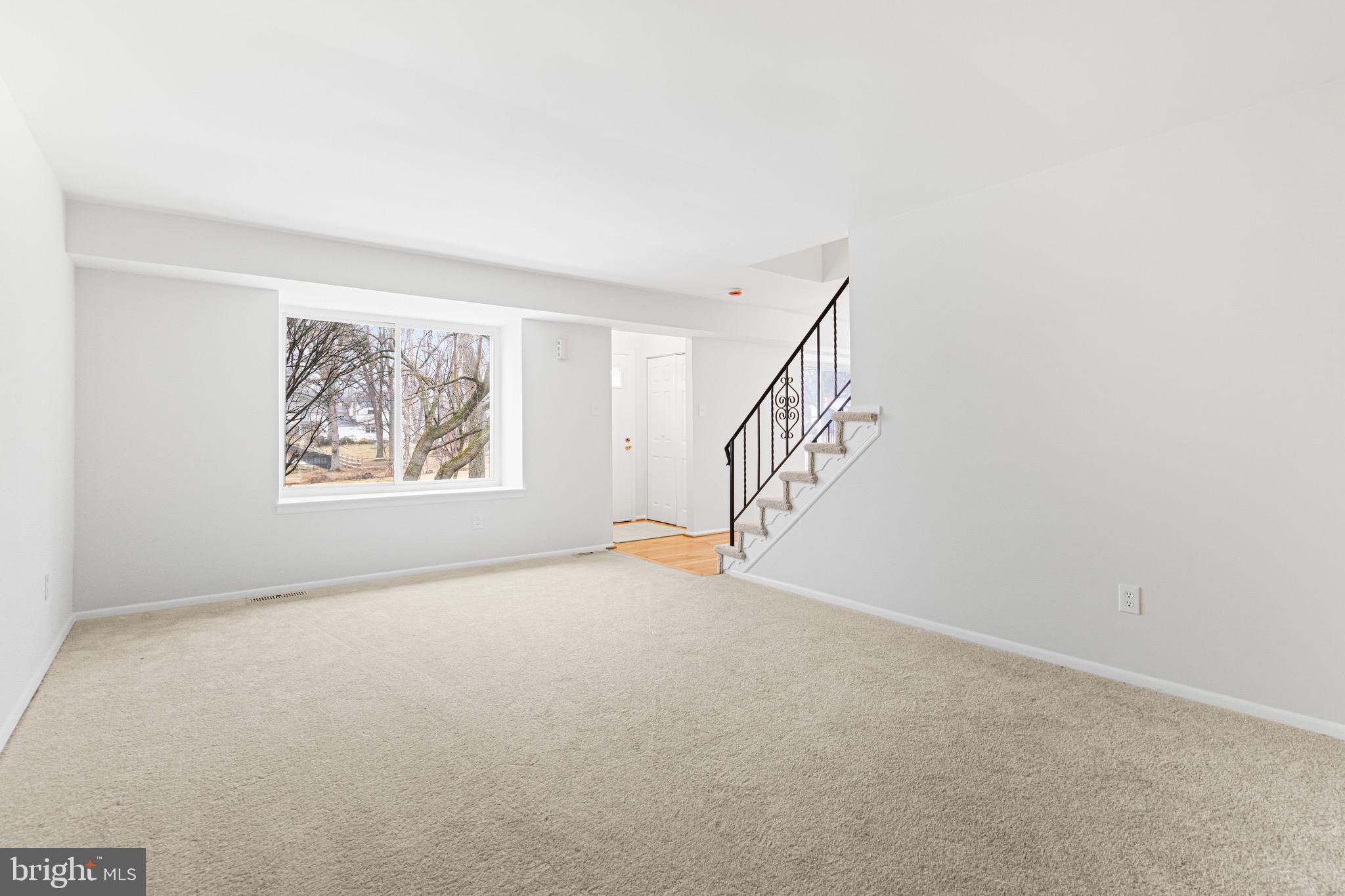 22 Fitzwatertown Road, Unit C8 Willow Grove, PA 19090 - Photo 3 of 26 Living Room