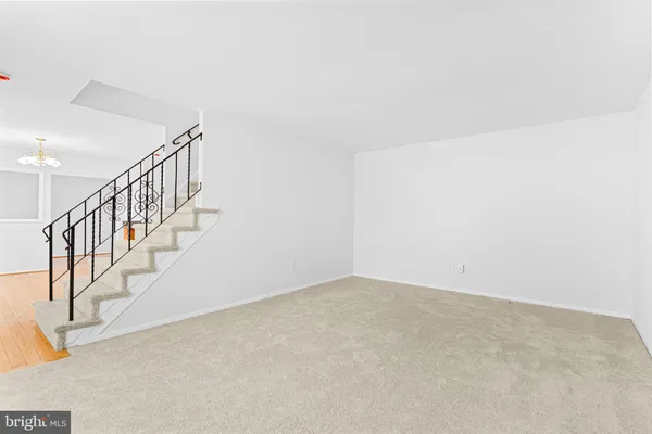 $289,900 | 22 Fitzwatertown Road, Unit C8, Willow Grove, PA 19090