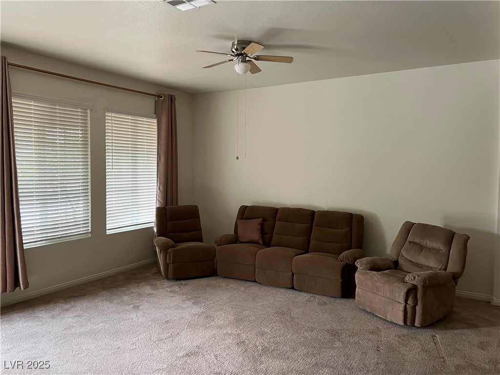 6386 Screaming Eagle Avenue Las Vegas, NV 89139 - Photo 5 of 27