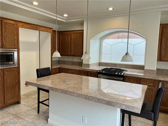 $3,000 | 6386 Screaming Eagle Avenue, Las Vegas, NV 89139