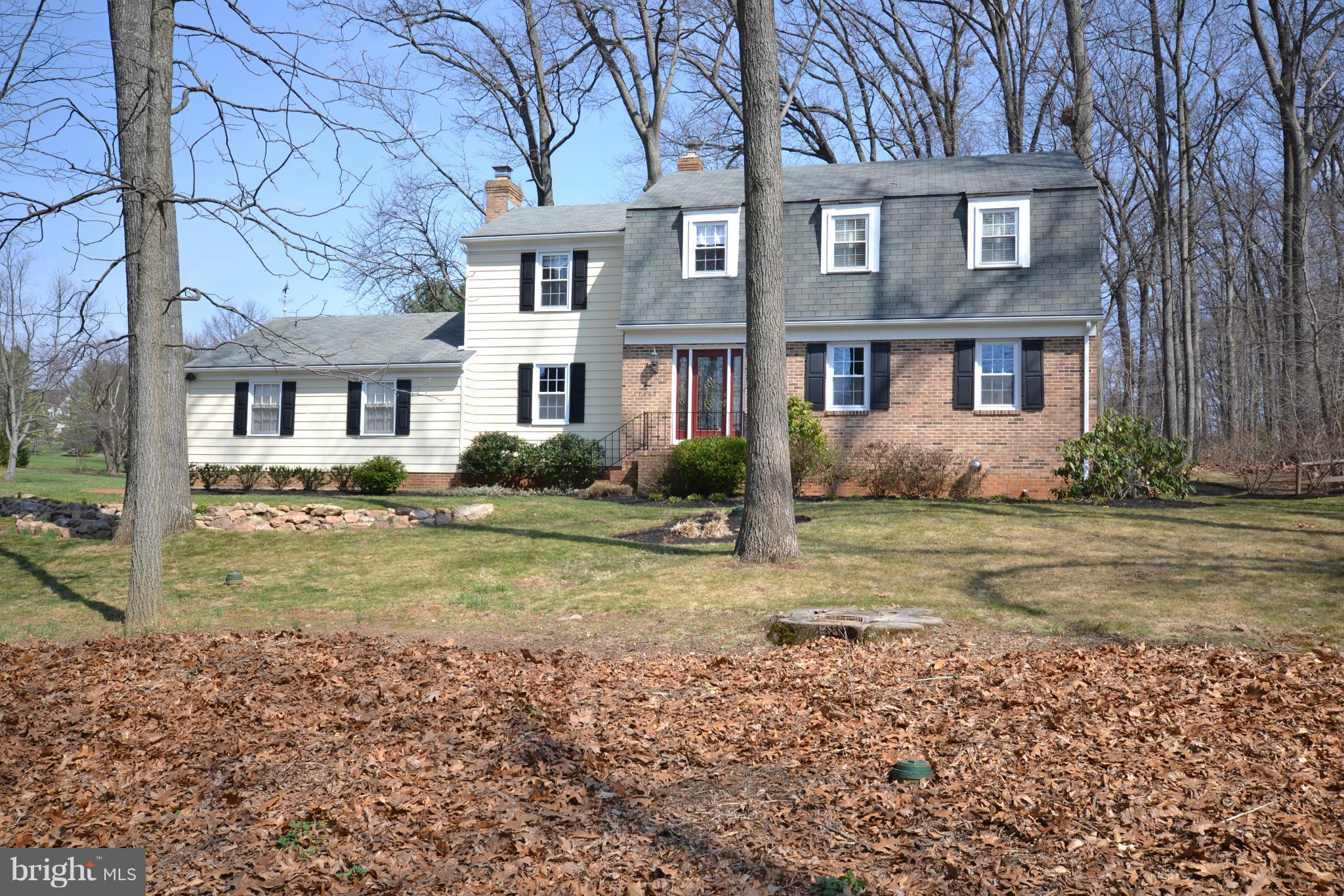 Classic 4 bedroom colonial on 1.5 acres.