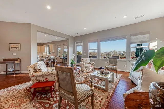 $2,850,000 | 115 Stone Tree Lane, Novato, CA 94945