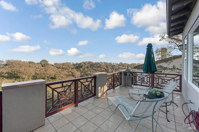 $2,850,000 | 115 Stone Tree Lane, Novato, CA 94945