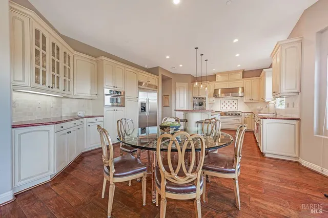 $2,850,000 | 115 Stone Tree Lane, Novato, CA 94945