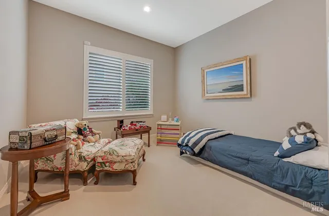 $2,850,000 | 115 Stone Tree Lane, Novato, CA 94945