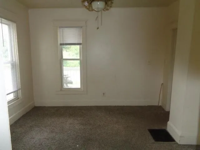 $70,000 | 444 Forest Avenue, Rockford, IL 61101