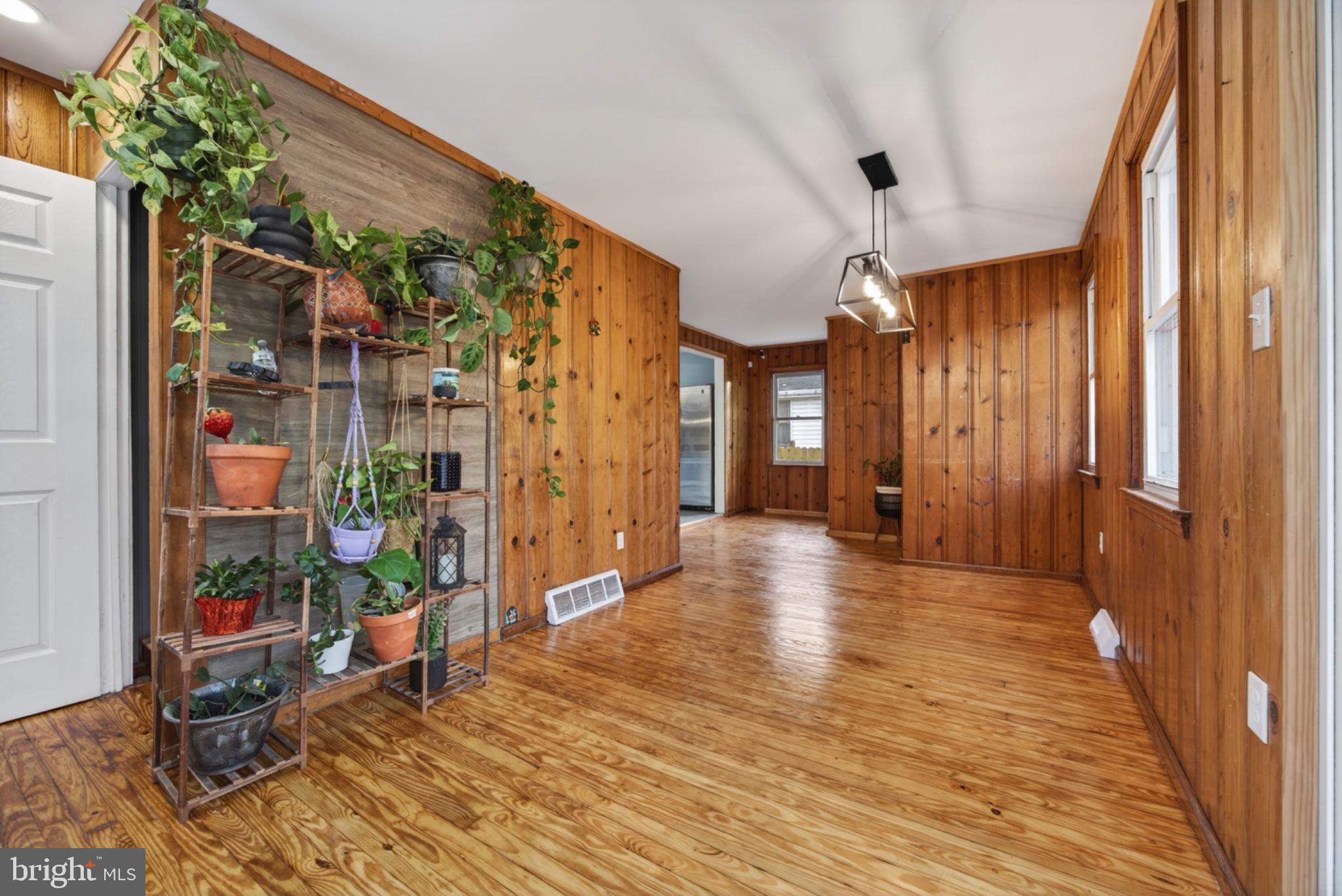 946 Martin Road Essex, MD 21221 - Photo 16 of 48 Warm wood tones and inviting space.