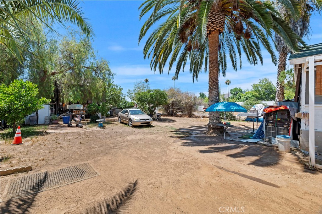 257 Highland Avenue Riverside, CA 92507 - Photo 6 of 7