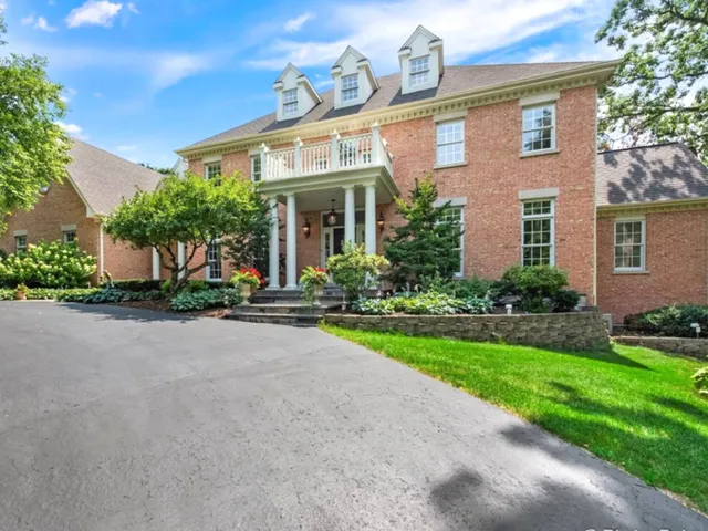 $935,000 | 6418 Carrie Court, Crystal Lake, IL 60014